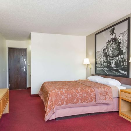 Готель Super 8 By Wyndham Grand Junction Colorado Екстер'єр фото
