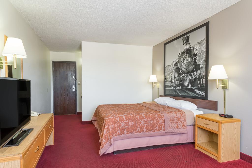 Готель Super 8 By Wyndham Grand Junction Colorado Екстер'єр фото